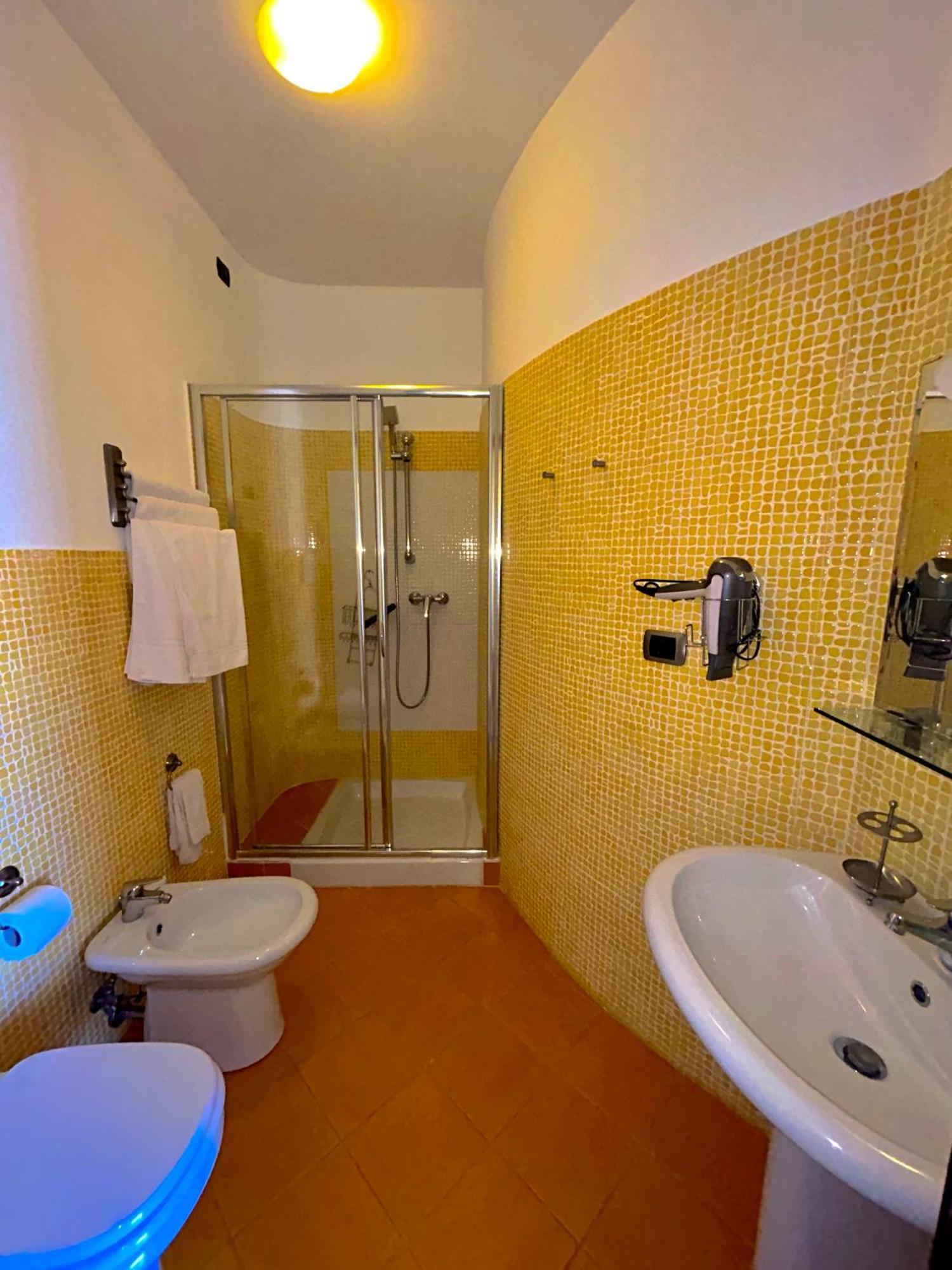 B&B Villa Rodriguez Мілаццо Екстер'єр фото