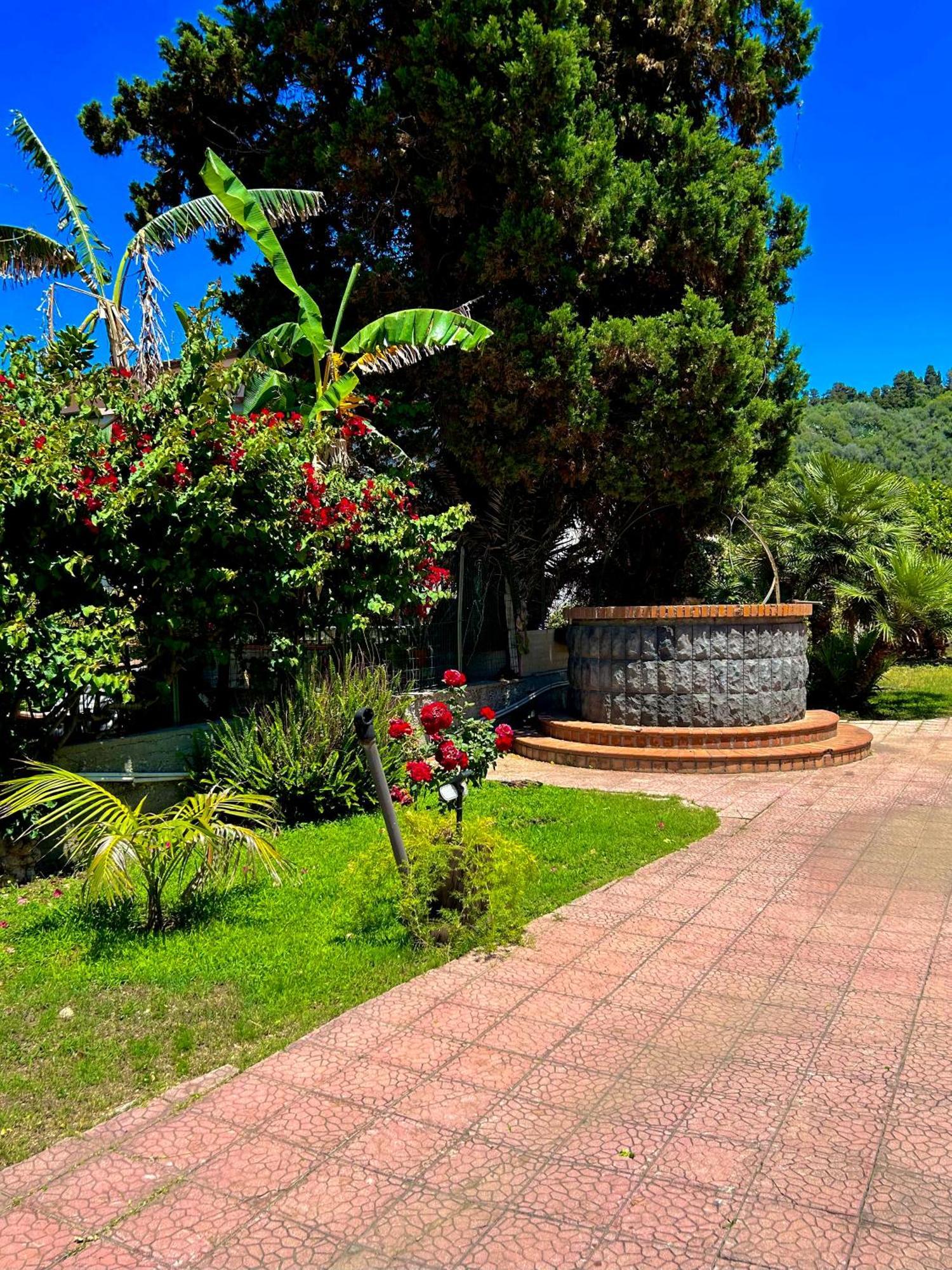 B&B Villa Rodriguez Мілаццо Екстер'єр фото
